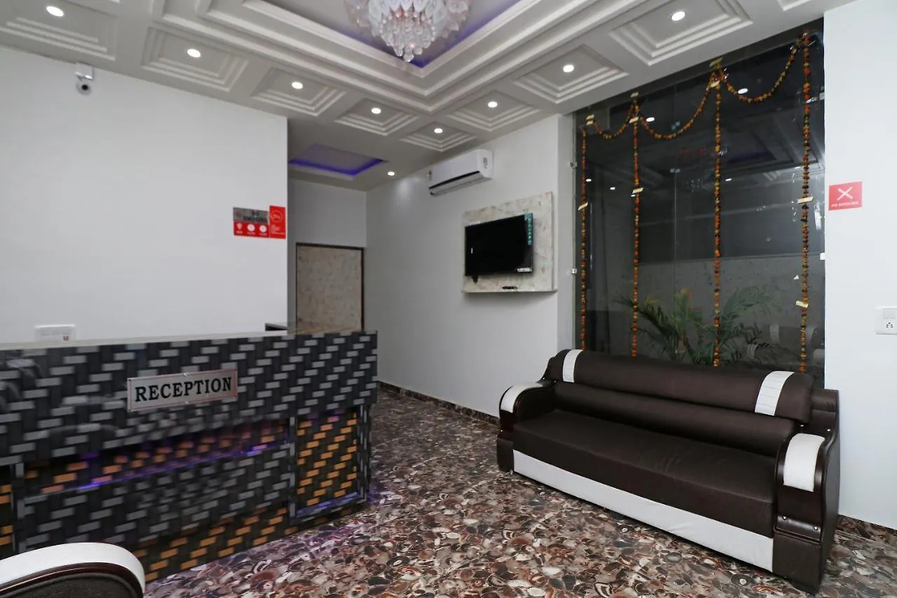 Hotel Airlift At Delhi Airport New Delhi 3*,