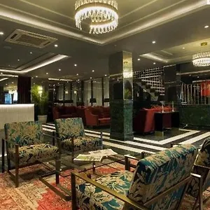 Hotel Foxoso Delhi Airport, New Delhi