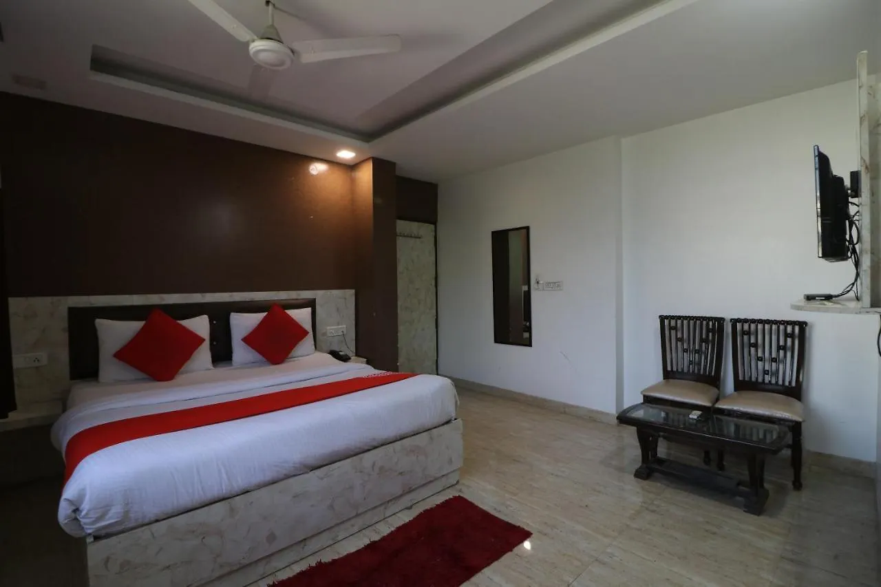 Hotel Airlift At Delhi Airport نيودلهي 3*,  الهند