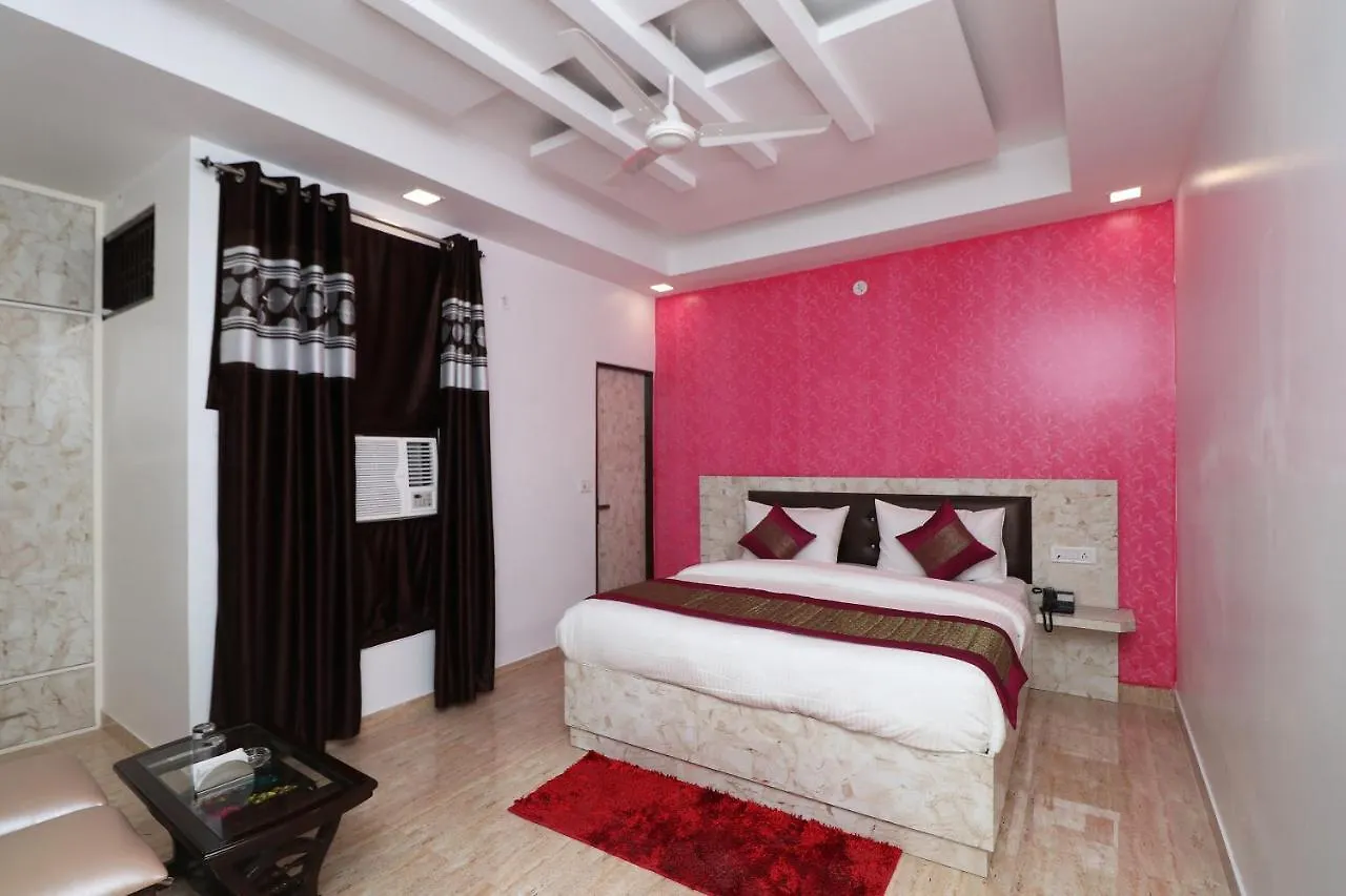 Hotel Airlift At Delhi Airport ニューデリー